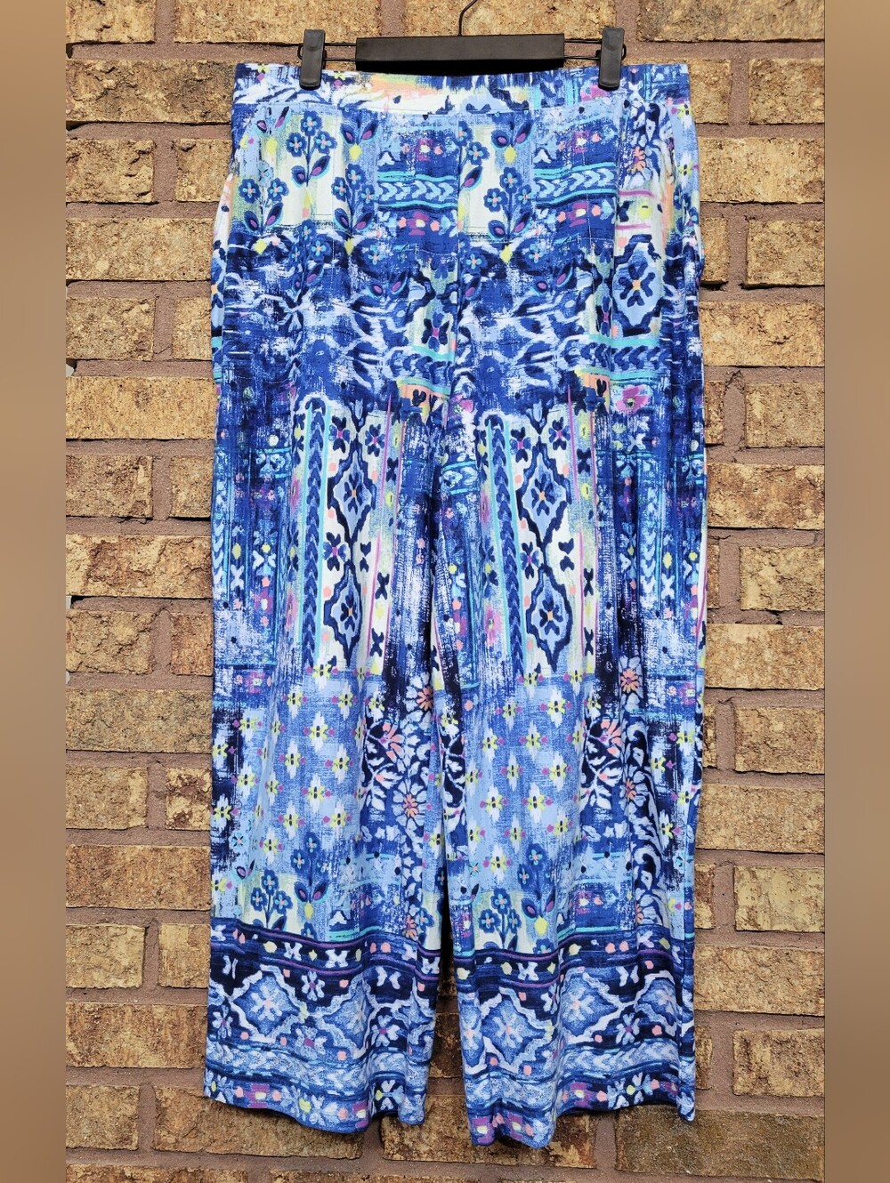 D & CO Beach Wide Leg Printed Pants Size Medium Petite